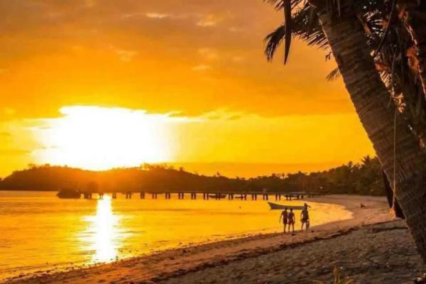 فيلا Mana Lagoon Backpackers المظهر الخارجي الصورة